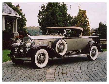Photo Model on 1930 Cadillac V16 Rumbleseat Roadster   Series 452 Model 4302